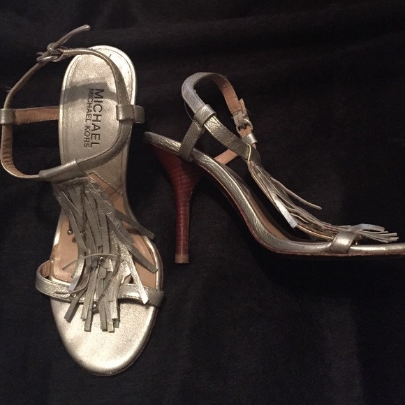 Michael Kors Silver Metallic Fringe Sandals - Picture 1 of 2